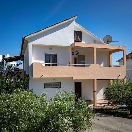 Apartment Neretva Dream Komin  外观 照片