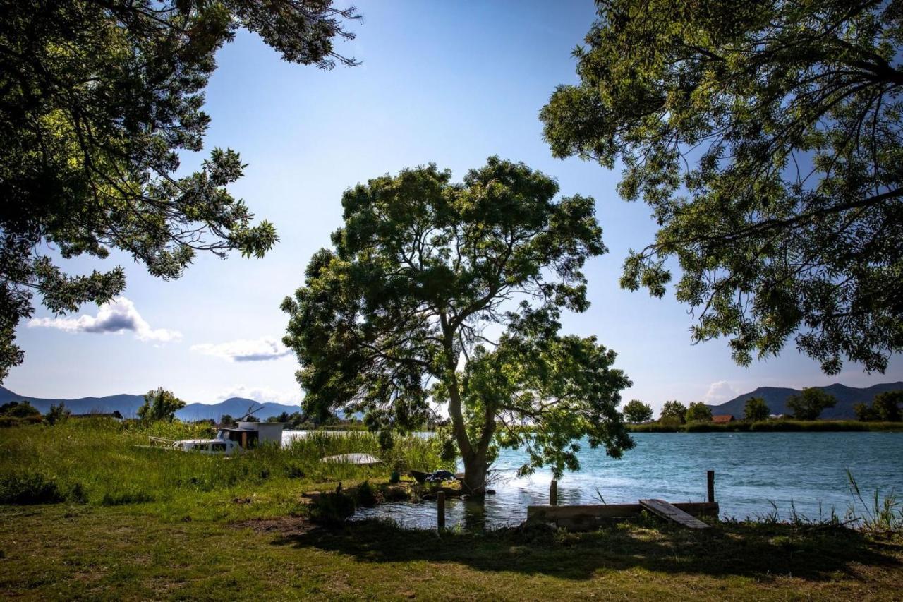Apartment Neretva Dream Komin  外观 照片