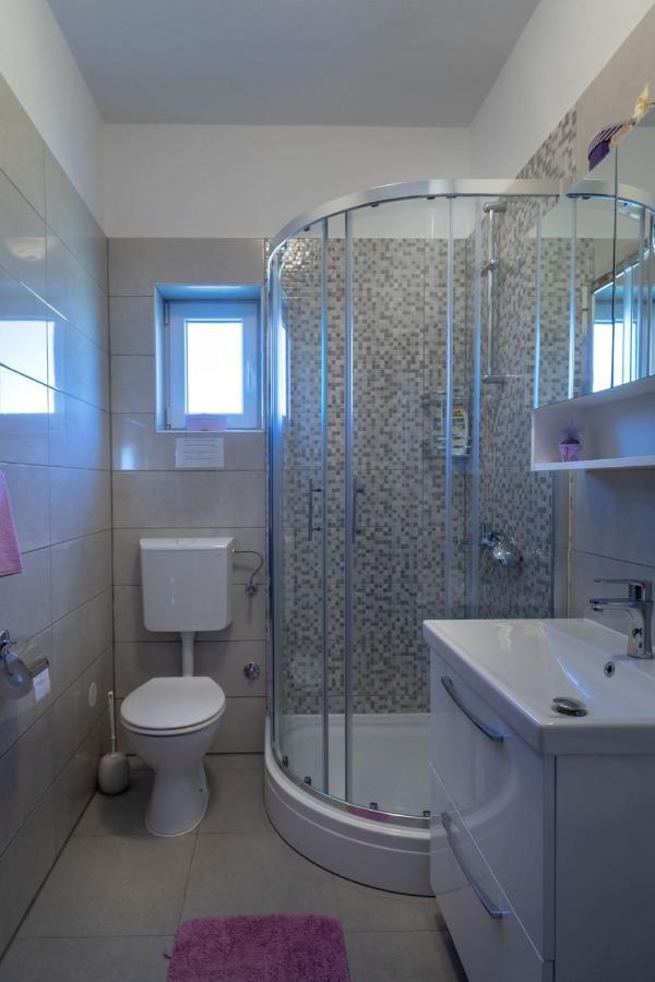 Apartment Neretva Dream Komin  外观 照片